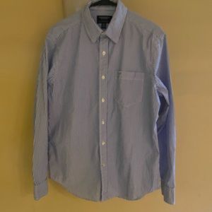 Men’s American Eagle button down shirt